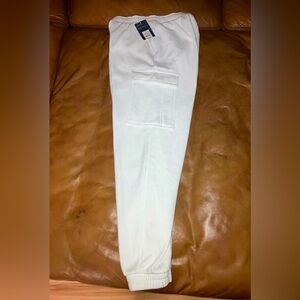 Women’s Universal Thread Responsible Style jogger